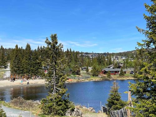 Very central and by the lake Sjusjøen in Sjusjoen Very central and by the lake Sjusjøen in Sjusjoen