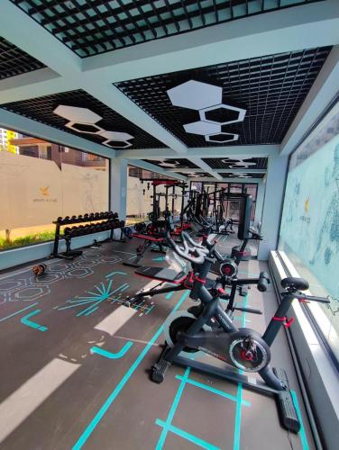 beautiful one bedroom apartment with heated swimming pool fully equipped gym ample parking space and in Ναϊρόμπι beautiful one bedroom apartment with heated swimming pool fully equipped gym ample parking space and in Ναϊρόμπι