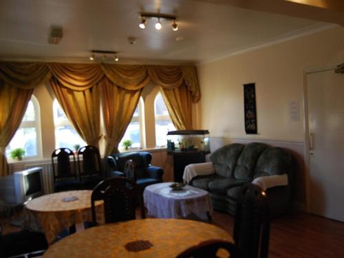 Lobby, Hillingdon Lodge in Greater London North West Lobby, Hillingdon Lodge in Greater London North West