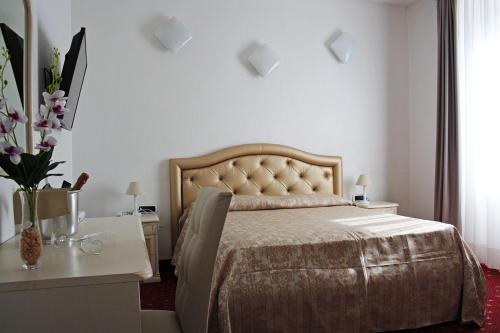 This photo about Hotel Centrale shared on HyHotel.com
