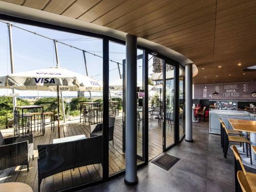 Restaurant, ibis Montevideo Rambla in Montevideo Restaurant, ibis Montevideo Rambla in Montevideo