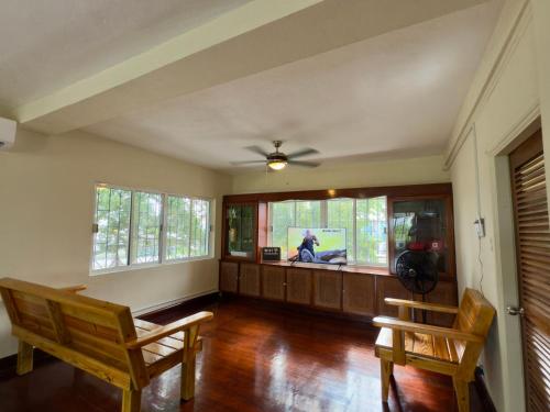 Παροχές, Travelart Backpackers Hostel in Μπελίζε Σίτι Παροχές, Travelart Backpackers Hostel in Μπελίζε Σίτι