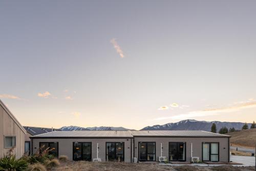 Tekapo Twilight in Lake Tekapo Tekapo Twilight in Lake Tekapo