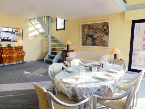 This photo about Apartment Les Flots.1 shared on HyHotel.com