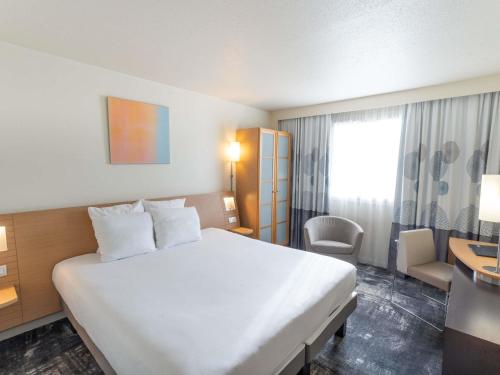 Novotel Nantes Centre Bord de Loire in Nantes Novotel Nantes Centre Bord de Loire in Nantes