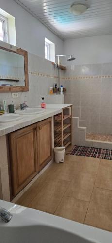 Badkamer, Hei Hei in Moorea Island Badkamer, Hei Hei in Moorea Island