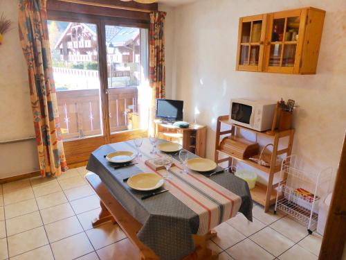 This photo about Apartment Les Cimes d'Or A, B et C shared on HyHotel.com