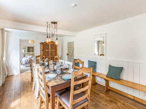 A szálláshely kívülről, Heath Hills in Devon A szálláshely kívülről, Heath Hills in Devon