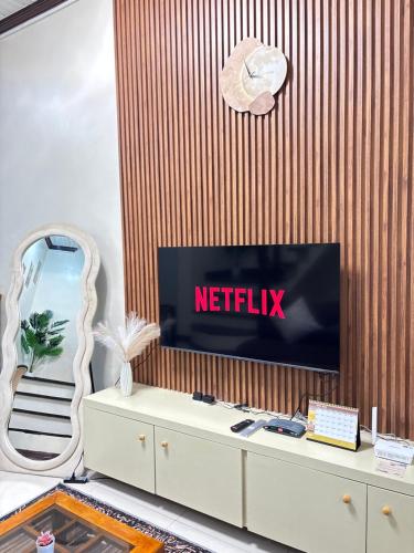 2 Bedrooms Cozy Apartment Unit in Matina Aplaya 2 Bedrooms Cozy Apartment Unit in Matina Aplaya