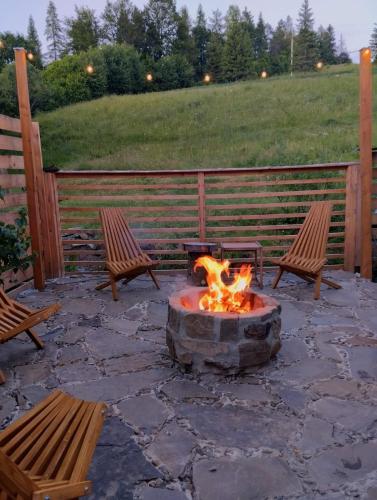 صالة مشتركة/ منطقة التلفزيون, Svyat House in Volosyanka صالة مشتركة/ منطقة التلفزيون, Svyat House in Volosyanka