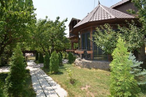 ABOVYAN DREAM House in 阿博維揚 ABOVYAN DREAM House in 阿博維揚