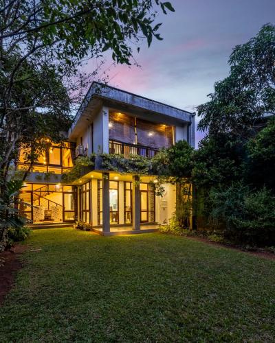 4 Bed Rooms with ACs House in Pannipitiya in Polgasowita 4 Bed Rooms with ACs House in Pannipitiya in Polgasowita