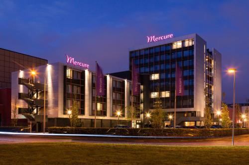 Зовнішній вигляд готелю, Mercure Hotel Groningen Martiniplaza in Гронінген Зовнішній вигляд готелю, Mercure Hotel Groningen Martiniplaza in Гронінген
