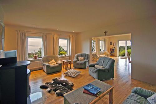 Létesítmények, 3 Bed in Inch oc-i444 in Inch Létesítmények, 3 Bed in Inch oc-i444 in Inch