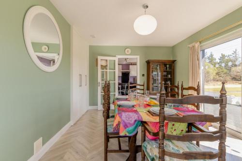 Facilities, 4 Bed in Burtonport oc-c31069 in Dunglow Facilities, 4 Bed in Burtonport oc-c31069 in Dunglow