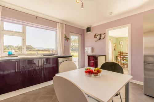 Facilities, 4 Bed in Burtonport oc-c31069 in Dunglow Facilities, 4 Bed in Burtonport oc-c31069 in Dunglow