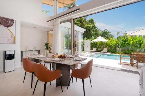 Luxury villa 3-4 bedroom near Bangtao beach in Layan Luxury villa 3-4 bedroom near Bangtao beach in Layan