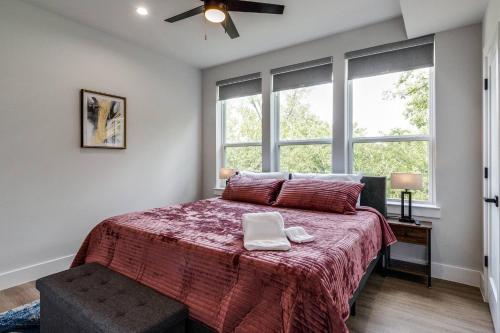 Faciliteiten, Luxury Newly Built 4 BR 4 Bath Home w/ Rooftop and Grill! in Overige Faciliteiten, Luxury Newly Built 4 BR 4 Bath Home w/ Rooftop and Grill! in Overige