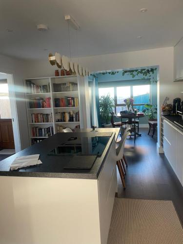 EV friendly & Stylish Dunmore East Holiday Home Sleeps 7 in Dunmore East EV friendly & Stylish Dunmore East Holiday Home Sleeps 7 in Dunmore East