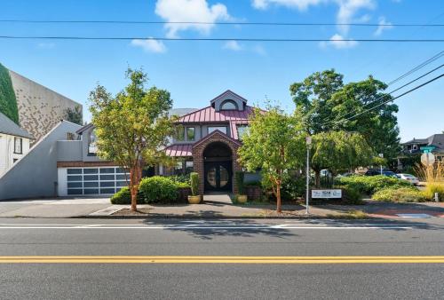 Modern Upper Level Duplex Dt Vancouver in Esther Short Modern Upper Level Duplex Dt Vancouver in Esther Short