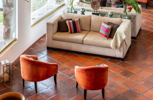 Лоби, Altos de la Vina, Wine Hotel & Spa in Сан Салвадор де Хухуй Лоби, Altos de la Vina, Wine Hotel & Spa in Сан Салвадор де Хухуй