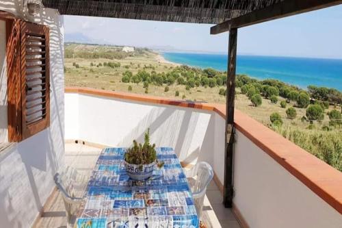 Erkély/terasz, Apartment in Sicily near Sandy Beach in Castelvetrano Erkély/terasz, Apartment in Sicily near Sandy Beach in Castelvetrano