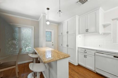 Cedros Serenity Stay in Sherman Oaks Cedros Serenity Stay in Sherman Oaks