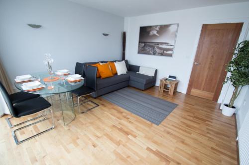 Hotel Home Apartments - Headway