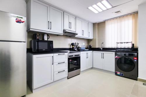 Al Reef Downtown 3BR Serene View Escape in Abu Dhabi Nemzetközi Repülőtér Al Reef Downtown 3BR Serene View Escape in Abu Dhabi Nemzetközi Repülőtér