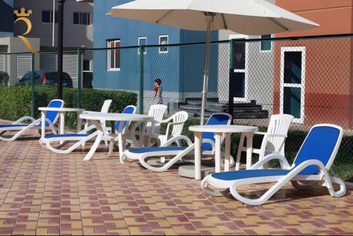 Úszómedence, Al Reef Downtown 3BR Serene View Escape in Abu Dhabi Nemzetközi Repülőtér Úszómedence, Al Reef Downtown 3BR Serene View Escape in Abu Dhabi Nemzetközi Repülőtér