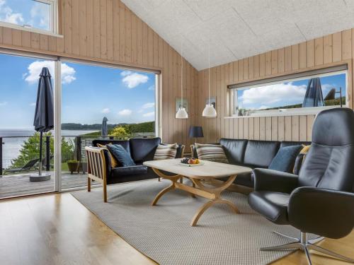 Holiday Home Majbritt - 50m from the sea by Interhome in ไฮย์ลสมินเดอ Holiday Home Majbritt - 50m from the sea by Interhome in ไฮย์ลสมินเดอ