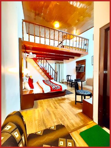 HOTEL THE MOON - Near Mall Road & Naini Lake View - LIFT -Free Parking -Restaurant -Wi-Fi Available- in Nainital HOTEL THE MOON - Near Mall Road & Naini Lake View - LIFT -Free Parking -Restaurant -Wi-Fi Available- in Nainital