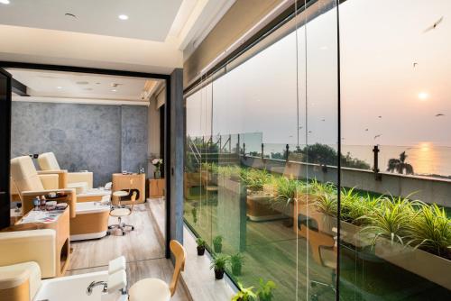 Taj Lands End, Mumbai in Bombai Taj Lands End, Mumbai in Bombai