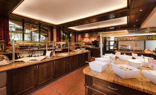 Restaurant, Familienhotel Sonngastein in Gamskarkogel Restaurant, Familienhotel Sonngastein in Gamskarkogel