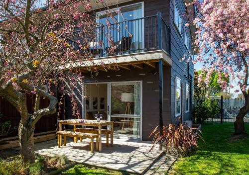 المنظر الخارجي, Charming Central Stay - Cosy Comfort and Free Parking in لينوود المنظر الخارجي, Charming Central Stay - Cosy Comfort and Free Parking in لينوود