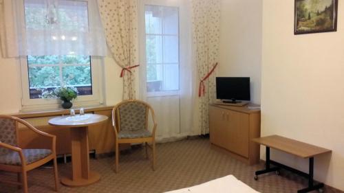 This photo about Kurhaus Jonsdorf shared on HyHotel.com