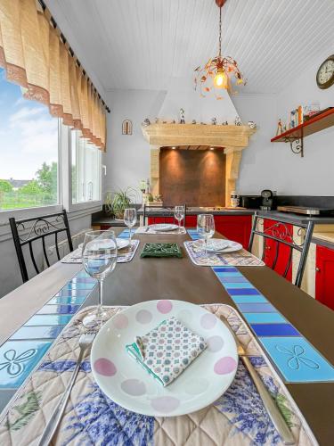 Calme Champêtre en Bourgogne (Calme Champetre en Bourgogne) in Maillot Calme Champêtre en Bourgogne (Calme Champetre en Bourgogne) in Maillot