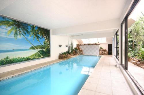 This photo about Florins Crest shared on HyHotel.com