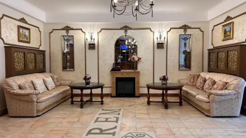 Előcsarnok, Hotel Suprem in Baile Olanesti Előcsarnok, Hotel Suprem in Baile Olanesti