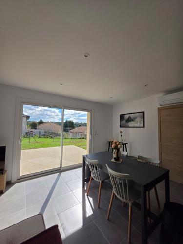 Gîte le Brahmã (Gite le Brahma) in 薩多爾瑞伊薩 Gîte le Brahmã (Gite le Brahma) in 薩多爾瑞伊薩