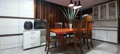 Casa há 300m do PARQUE DA CIDADE - COP 30 (Casa ha 300m do PARQUE DA CIDADE - COP 30) in بيليم Casa há 300m do PARQUE DA CIDADE - COP 30 (Casa ha 300m do PARQUE DA CIDADE - COP 30) in بيليم