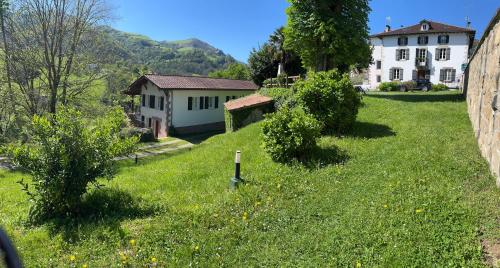 Etxezuria in Valcarlos-Luzaide Etxezuria in Valcarlos-Luzaide