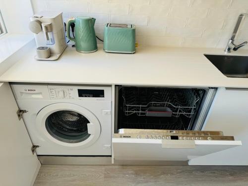 Imperial Beach House in Gafanha Da Boa Hora Imperial Beach House in Gafanha Da Boa Hora