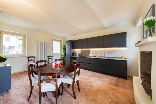 Konyha, Cozy Court - Relax in Monferrato in Grazzano Badoglio Konyha, Cozy Court - Relax in Monferrato in Grazzano Badoglio