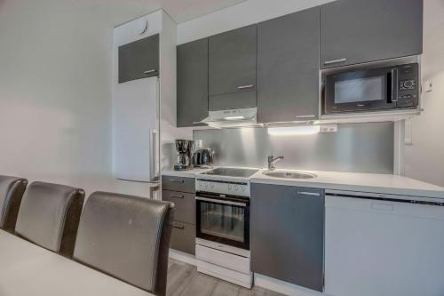 Fasilitas, LakeVillas B4 - sis 4 kpl hissilippuja in Hyrynsalmi Fasilitas, LakeVillas B4 - sis 4 kpl hissilippuja in Hyrynsalmi