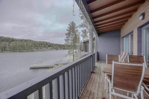 Fasilitas, LakeVillas B4 - sis 4 kpl hissilippuja in Hyrynsalmi Fasilitas, LakeVillas B4 - sis 4 kpl hissilippuja in Hyrynsalmi