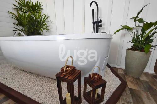 Cabana Coração: Romantismo, Banheira e Natureza (Cabana Coracao: Romantismo, Banheira e Natureza) in โปรเกรสโซ Cabana Coração: Romantismo, Banheira e Natureza (Cabana Coracao: Romantismo, Banheira e Natureza) in โปรเกรสโซ