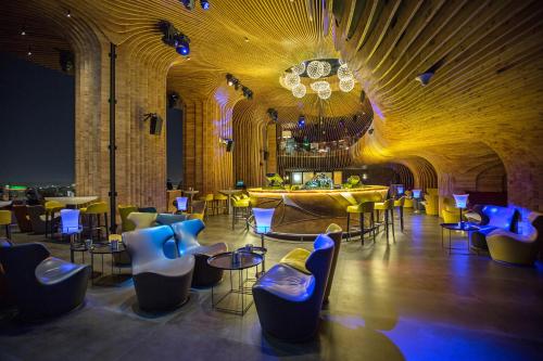 Food and beverages, La Cigale Hotel Managed by Accor in Al Sadd Food and beverages, La Cigale Hotel Managed by Accor in Al Sadd