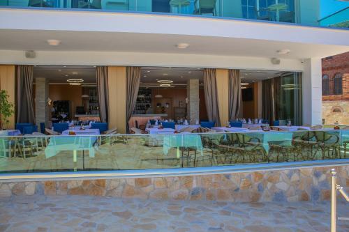 Pub/Lounge, Hotel Luxury in Ksamil Pub/Lounge, Hotel Luxury in Ksamil