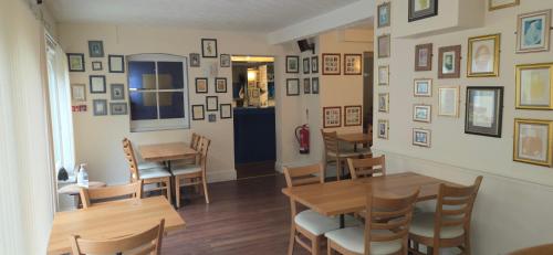 Faciliteiten, The Edward Hotel in Gloucester Faciliteiten, The Edward Hotel in Gloucester